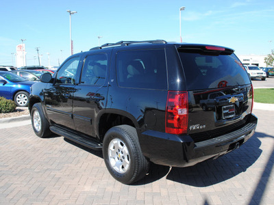 chevrolet tahoe 2011 black suv lt flex fuel 8 cylinders 2 wheel drive automatic 76087