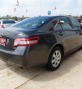 toyota camry 2011 gray sedan le gasoline 4 cylinders front wheel drive automatic 77802