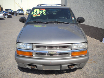 chevrolet s 10 2002 tan suv ls gasoline 6 cylinders 4 wheel drive automatic 79925