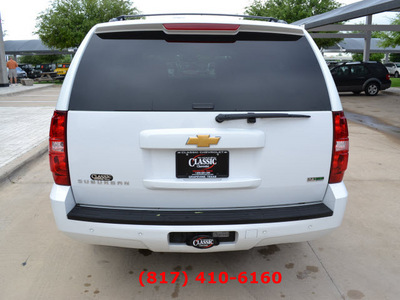 chevrolet suburban 2012 white suv lt 1500 flex fuel 8 cylinders 2 wheel drive automatic 76051