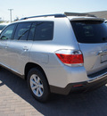 toyota highlander 2012 silver suv gasoline 6 cylinders front wheel drive 5 speed automatic 76087