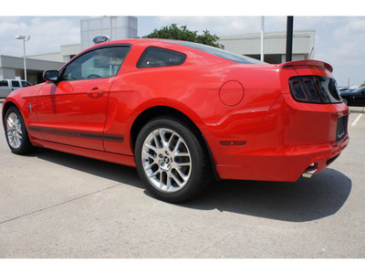 ford mustang 2013 red coupe premium gasoline 6 cylinders rear wheel drive automatic 77505