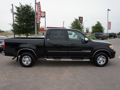 toyota tundra 2005 black sr5 gasoline 8 cylinders rear wheel drive automatic with overdrive 76087