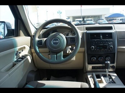 jeep liberty 2011 gray suv gasoline 6 cylinders 2 wheel drive 4 speed automatic 77338