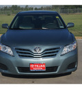 toyota camry 2010 green sedan le gasoline 4 cylinders front wheel drive automatic 77338