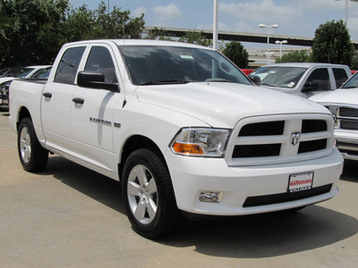 ram ram pickup 1500 2012 white express gasoline 8 cylinders 2 wheel drive 6 speed automatic 77099