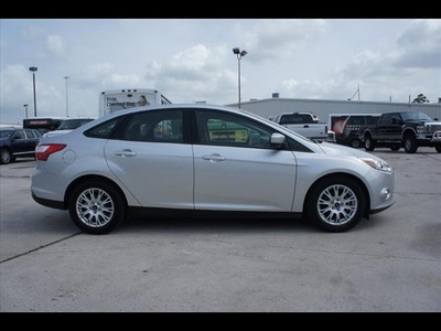 ford focus 2012 silver sedan se flex fuel 4 cylinders front wheel drive not specified 77338