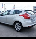 ford focus 2012 gray hatchback se flex fuel 4 cylinders front wheel drive not specified 77338