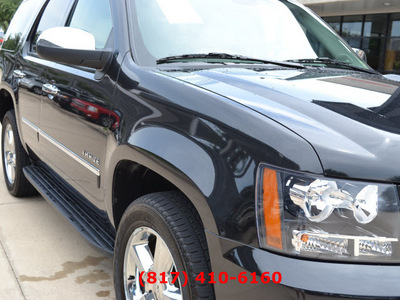 chevrolet tahoe 2011 black suv ltz w navigation flex fuel 8 cylinders 4 wheel drive automatic 76051