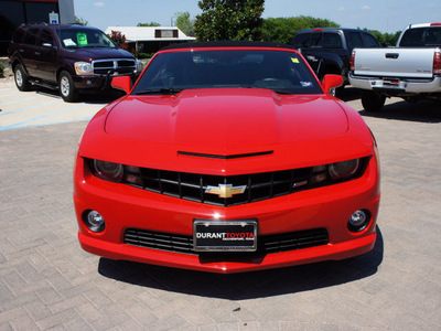 chevrolet camaro 2011 red ss gasoline 8 cylinders rear wheel drive automatic 76087
