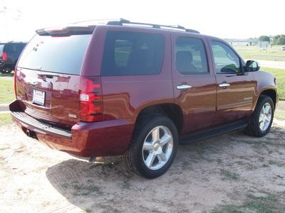 chevrolet tahoe 2008 dk  red suv ltz flex fuel 8 cylinders 2 wheel drive automatic with overdrive 77802