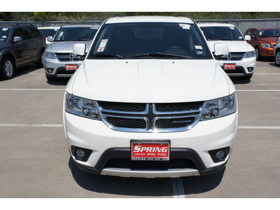 dodge journey 2011 white suv mainstreet flex fuel 6 cylinders all whee drive automatic 77388