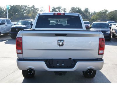 ram ram pickup 1500 2012 bright silv met st gasoline 8 cylinders 2 wheel drive automatic 77388