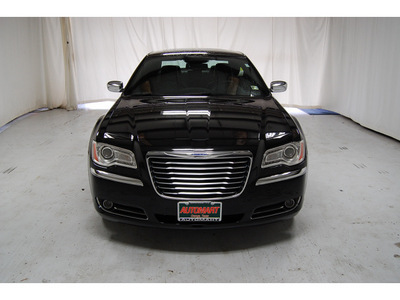 chrysler 300 2011 black sedan limited gasoline 6 cylinders rear wheel drive automatic with overdrive 77630