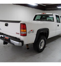 chevrolet silverado 2500hd 2001 white gasoline 8 cylinders 4 wheel drive automatic with overdrive 77630