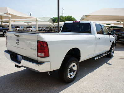 ram ram pickup 3500 2012 bright white slt diesel 6 cylinders 4 wheel drive automatic 76087