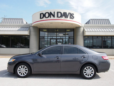 toyota camry 2010 dk  gray sedan xle v6 gasoline 6 cylinders front wheel drive automatic 76011