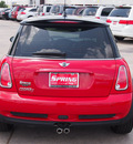 mini cooper 2006 red hatchback s gasoline 4 cylinders front wheel drive 6 speed manual 77388