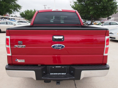 ford f 150 2011 red xlt gasoline 6 cylinders 2 wheel drive automatic 76011