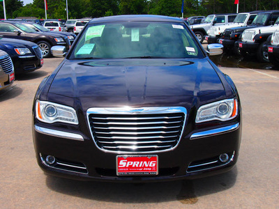 chrysler 300 2012 dk  brown sedan limited gasoline 6 cylinders rear wheel drive automatic 77388