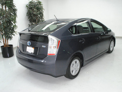 toyota prius 2011 gray ii hybrid 4 cylinders front wheel drive automatic 91731