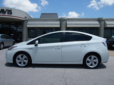 toyota prius 2010 white package 5 hybrid 4 cylinders front wheel drive automatic 76011