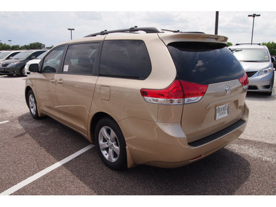 toyota sienna 2012 tan van le 8 passenger gasoline 6 cylinders front wheel drive automatic 77074