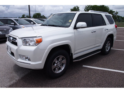 toyota 4runner 2012 white suv sr5 gasoline 6 cylinders 4 wheel drive automatic 77074