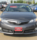 toyota camry 2012 gray sedan se gasoline 4 cylinders front wheel drive shiftable automatic 77074