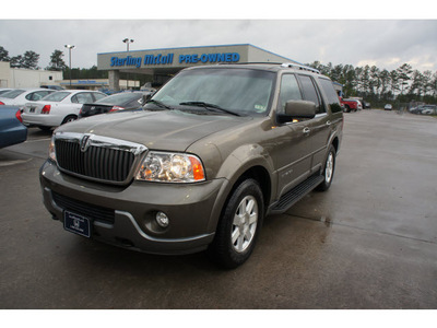 lincoln navigator 2003 gray suv luxury gasoline 8 cylinders dohc rear wheel drive automatic 77339