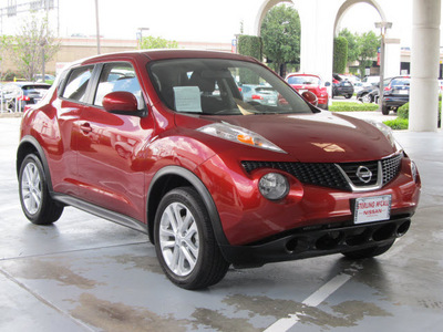 nissan juke 2011 red s gasoline 4 cylinders front wheel drive shiftable automatic 77477