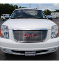 gmc yukon xl 2008 white suv 1500 gasoline 8 cylinders 2 wheel drive automatic with overdrive 77581