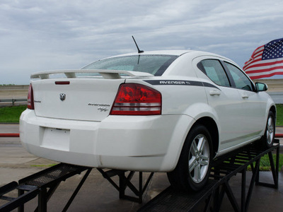 dodge avenger 2010 white sedan r t gasoline 4 cylinders front wheel drive automatic 75141