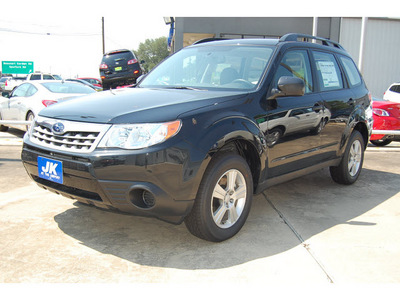 subaru forester 2011 black 2 5x gasoline 4 cylinders all whee drive 5 speed manual 77627