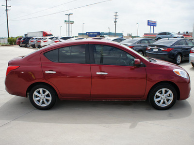 nissan versa 2012 red sedan sl gasoline 4 cylinders front wheel drive automatic with overdrive 76087