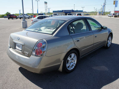 nissan altima 2006 pewter sedan 2 5 s gasoline 4 cylinders front wheel drive automatic 76087