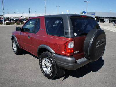 isuzu rodeo sport 2001 red suv gasoline 6 cylinders rear wheel drive automatic 76087