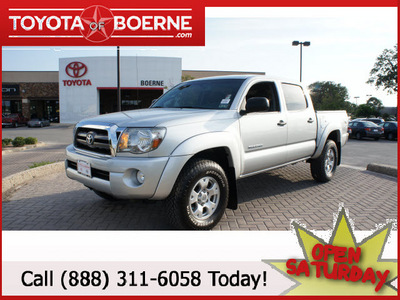 toyota tacoma 2009 silver sr5 trd off road gasoline 6 cylinders 4 wheel drive 6 speed manual 78006