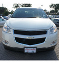 chevrolet traverse 2011 white suv lt gasoline 6 cylinders front wheel drive automatic 78006