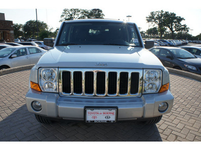 jeep commander 2010 silver suv gasoline 6 cylinders 2 wheel drive automatic 78006