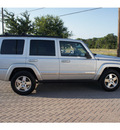 jeep commander 2010 silver suv gasoline 6 cylinders 2 wheel drive automatic 78006