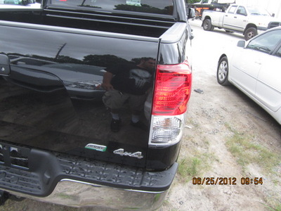 toyota tundra crewmax sr5