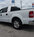 ford f 150 2004 white lariat gasoline 8 cylinders rear wheel drive 4 speed automatic 77532