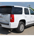 gmc yukon 2008 white suv hybrid hybrid 8 cylinders 2 wheel drive automatic 78064