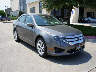 ford fusion 2012 gray sedan 4dr sdn se fwd gasoline 4 cylinders front wheel drive 6 speed automatic 75070