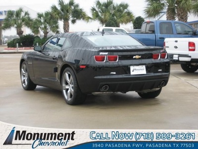 chevrolet camaro 2012 black coupe ss gasoline 8 cylinders rear wheel drive manual 77503