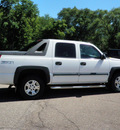 chevrolet avalanche 2003 white suv 1500 z71 gasoline 8 cylinders 4 wheel drive automatic 55318