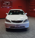 toyota camry 2005 white sedan le gasoline 4 cylinders front wheel drive automatic with overdrive 76116