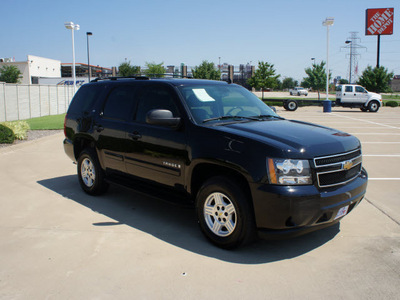 chevrolet tahoe 2007 black suv ls flex fuel 8 cylinders 4 wheel drive automatic 76108