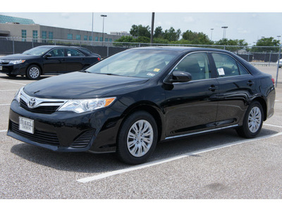 toyota camry 2012 black sedan le gasoline 4 cylinders front wheel drive automatic 77074